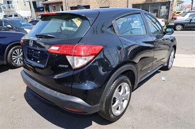 2022 Honda HR-V LX   - Photo 6 - Elizabeth, NJ 07201