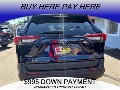 2021 Toyota RAV4 Hybrid XLE   - Photo 6 - Elizabeth, NJ 07201