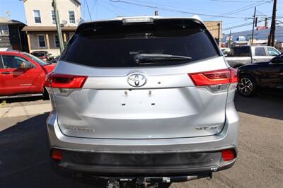 2019 Toyota Highlander SE   - Photo 6 - Elizabeth, NJ 07201