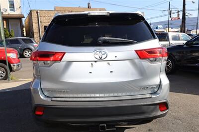 2017 Toyota Highlander SE   - Photo 6 - Elizabeth, NJ 07201