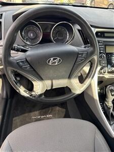 2013 Hyundai SONATA GLS   - Photo 13 - Albuquerque, NM 87106
