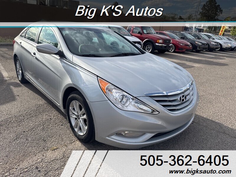 2013 Hyundai SONATA GLS  