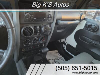 2010 Jeep Wrangler Unlimited Rubicon - Photo 12 - Albuquerque, NM 87106
