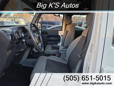 2010 Jeep Wrangler Unlimited Rubicon - Photo 11 - Albuquerque, NM 87106