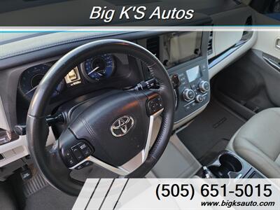 2016 Toyota Sienna XLE 8-Passenger   - Photo 14 - Albuquerque, NM 87106