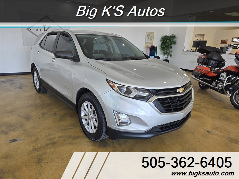 2020 Chevrolet Equinox LS - Photo 1 - Albuquerque, NM 87106