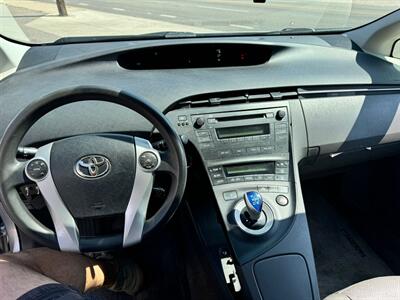 2011 Toyota Prius Four   - Photo 9 - Aurora, CO 80014