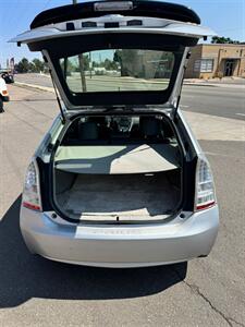 2011 Toyota Prius Four   - Photo 2 - Aurora, CO 80014