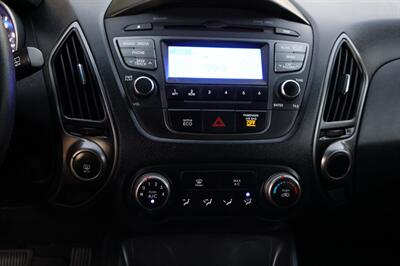 2015 Hyundai TUCSON GLS   - Photo 12 - Kent, WA 98031