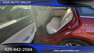 2017 Hyundai SONATA SE   - Photo 11 - Kent, WA 98031