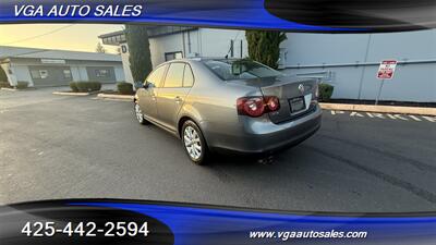 2010 Volkswagen Jetta SE PZEV - Photo 3 - Kent, WA 98031