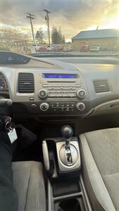 2011 Honda Civic LX   - Photo 16 - Kent, WA 98031