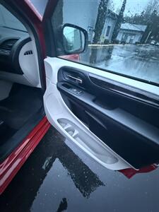 2013 Dodge Grand Caravan SE   - Photo 7 - Kent, WA 98031