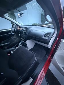 2013 Dodge Grand Caravan SE   - Photo 8 - Kent, WA 98031