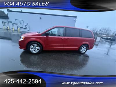 2013 Dodge Grand Caravan SE   - Photo 2 - Kent, WA 98031