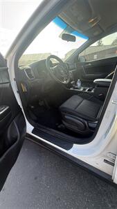 2019 Kia Sportage LX   - Photo 12 - Kent, WA 98031