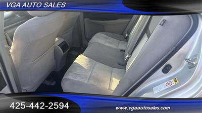 2014 Toyota Camry LE   - Photo 12 - Kent, WA 98031