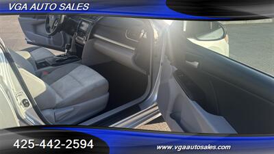 2014 Toyota Camry LE   - Photo 13 - Kent, WA 98031