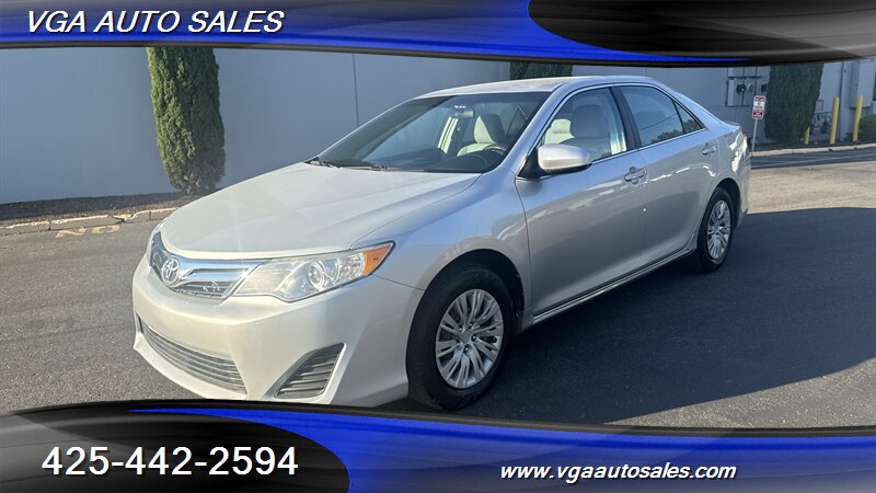 2014 Toyota Camry LE  