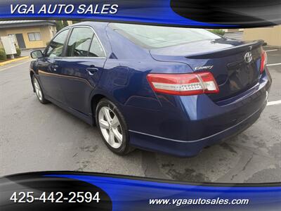 2011 Toyota Camry SE   - Photo 4 - Kent, WA 98031