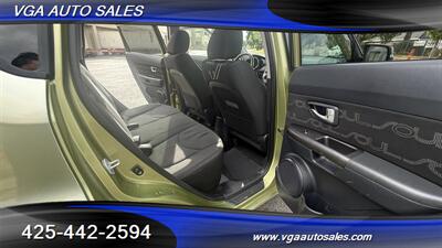 2013 Kia Soul +   - Photo 15 - Kent, WA 98031