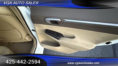 2008 Honda Civic Hybrid w/Navi   - Photo 11 - Kent, WA 98031