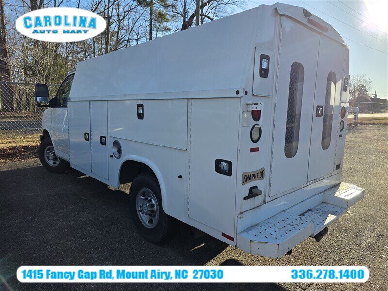 2017 Chevrolet Express 3500  
