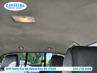 2016 Toyota Tacoma SR5 V6 - Photo 10 - Mount Airy, NC 27030