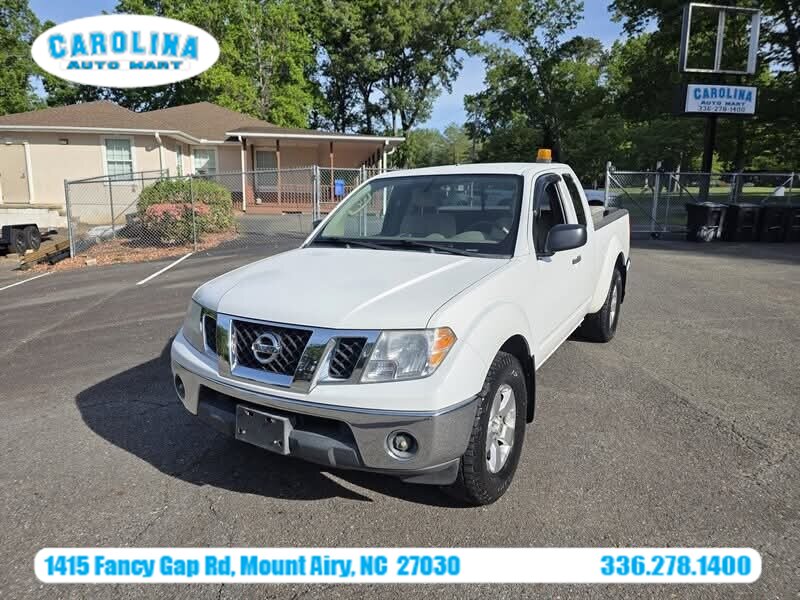 2010 Nissan Frontier SE V6 - Photo 1 - Mount Airy, NC 27030