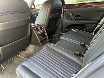 2018 Bentley Flying Spur V8   - Photo 17 - San Diego, CA 92115