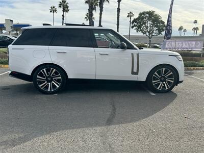 2023 Land Rover Range Rover P530 SE   - Photo 18 - San Diego, CA 92115