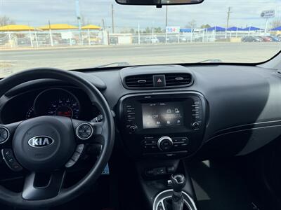 2018 Kia Soul +   - Photo 11 - El Paso, TX 79915