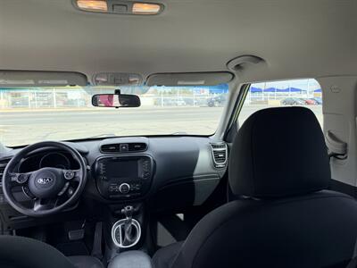 2018 Kia Soul +   - Photo 6 - El Paso, TX 79915