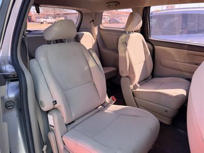 2016 Kia Sedona L   - Photo 5 - El Paso, TX 79915