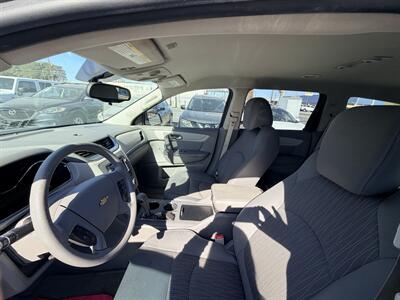 2017 Chevrolet Traverse LS   - Photo 6 - El Paso, TX 79915
