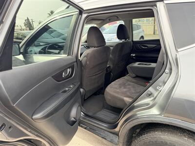 2015 Nissan Rogue SV   - Photo 6 - El Paso, TX 79915