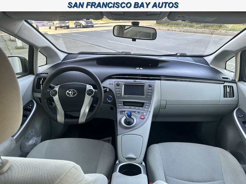2014 Toyota Prius Three - Photo 14 - San Rafael, CA 94901