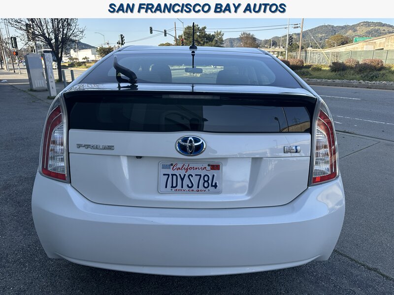 2014 Toyota Prius Three - Photo 9 - San Rafael, CA 94901
