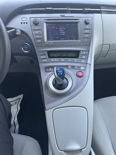 2014 Toyota Prius Three - Photo 29 - San Rafael, CA 94901