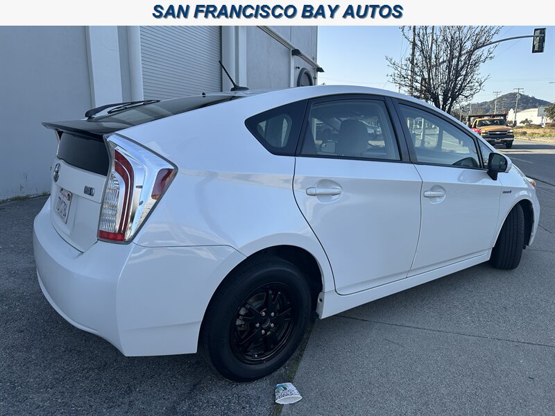 2014 Toyota Prius Three - Photo 11 - San Rafael, CA 94901