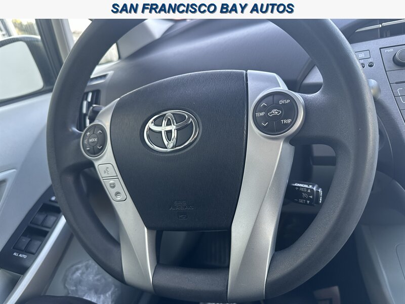 2014 Toyota Prius Three - Photo 27 - San Rafael, CA 94901