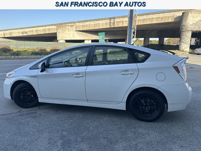 2014 Toyota Prius Three - Photo 7 - San Rafael, CA 94901