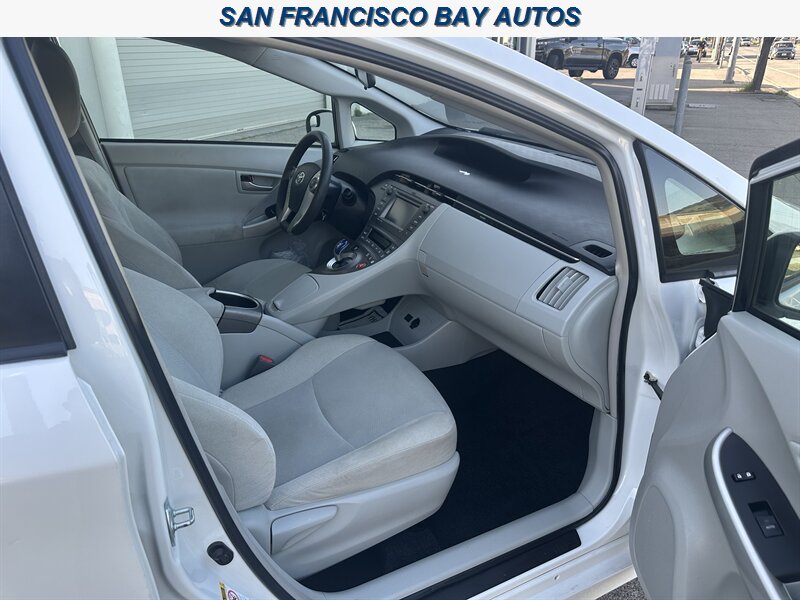 2014 Toyota Prius Three - Photo 21 - San Rafael, CA 94901
