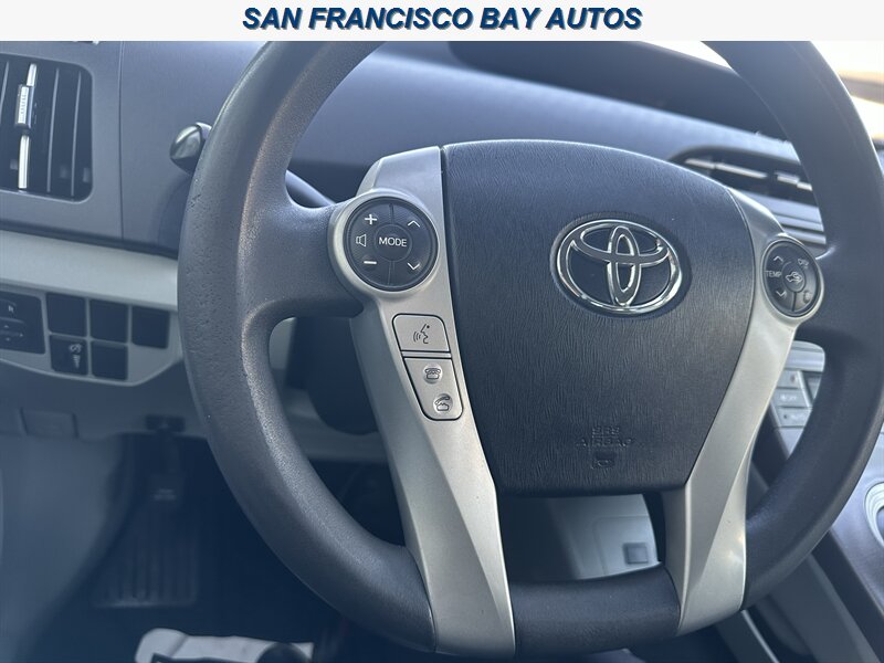 2014 Toyota Prius Three - Photo 28 - San Rafael, CA 94901