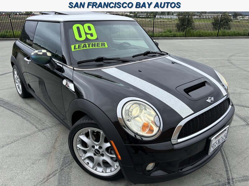 2009 MINI Cooper S's photo