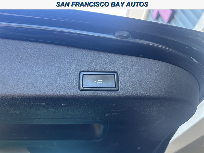 2016 Volkswagen Touareg TDI Sport - Photo 33 - San Rafael, CA 94901