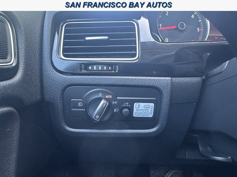2016 Volkswagen Touareg TDI Sport - Photo 26 - San Rafael, CA 94901