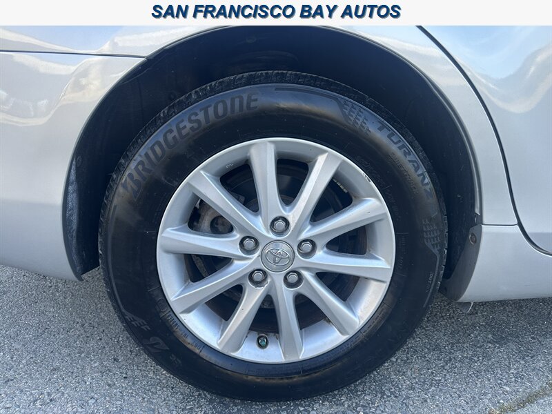 2011 Toyota Camry XLE V6 - Photo 30 - San Rafael, CA 94901