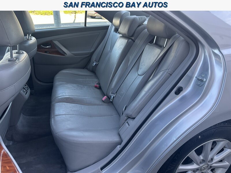 2011 Toyota Camry XLE V6 - Photo 27 - San Rafael, CA 94901