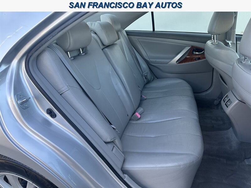 2011 Toyota Camry XLE V6 - Photo 24 - San Rafael, CA 94901